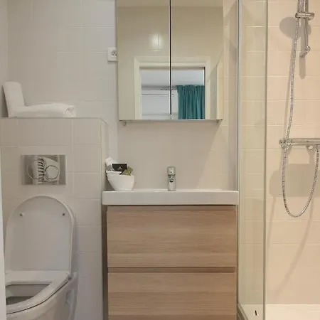 210043 - Superbe 3 Pieces A Republique Apartman *