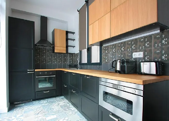 210043 - Superbe 3 Pieces A Republique Paris